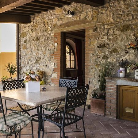 Agriturismo La Ghiraia Санта Луче Екстериор снимка