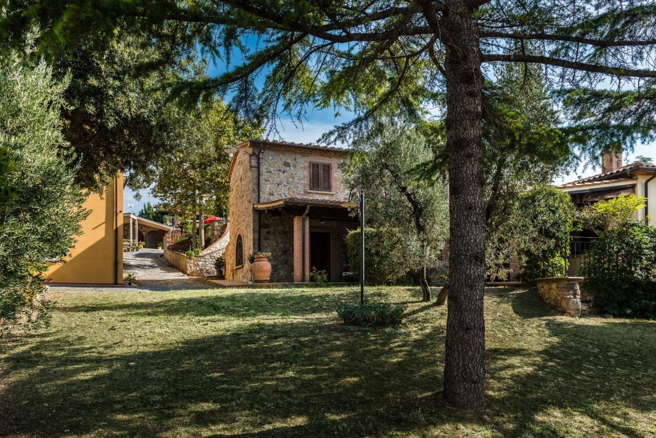 Agriturismo La Ghiraia Санта Луче Екстериор снимка