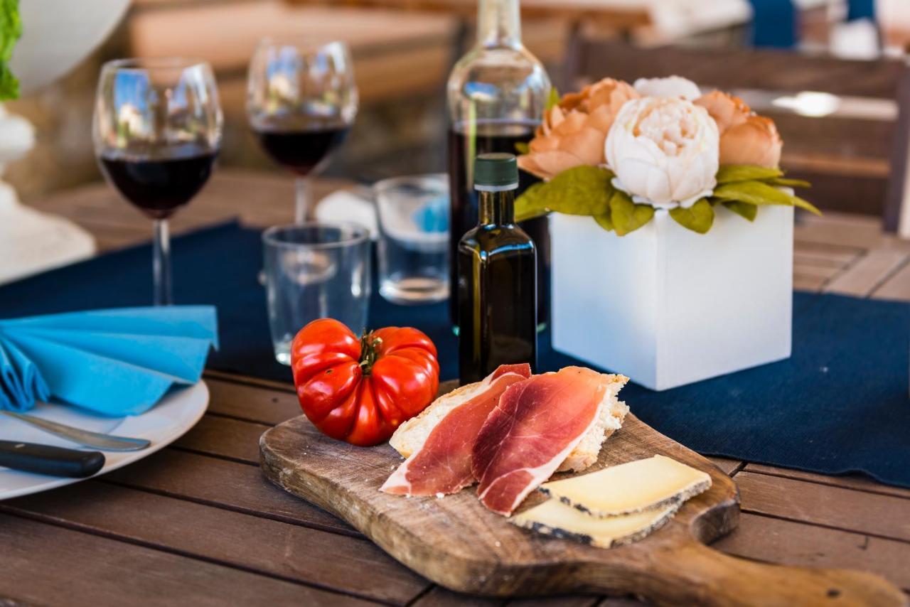 Agriturismo La Ghiraia Санта Луче Екстериор снимка