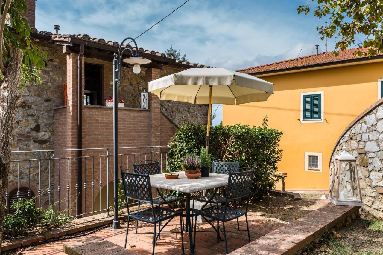 Agriturismo La Ghiraia Санта Луче Екстериор снимка