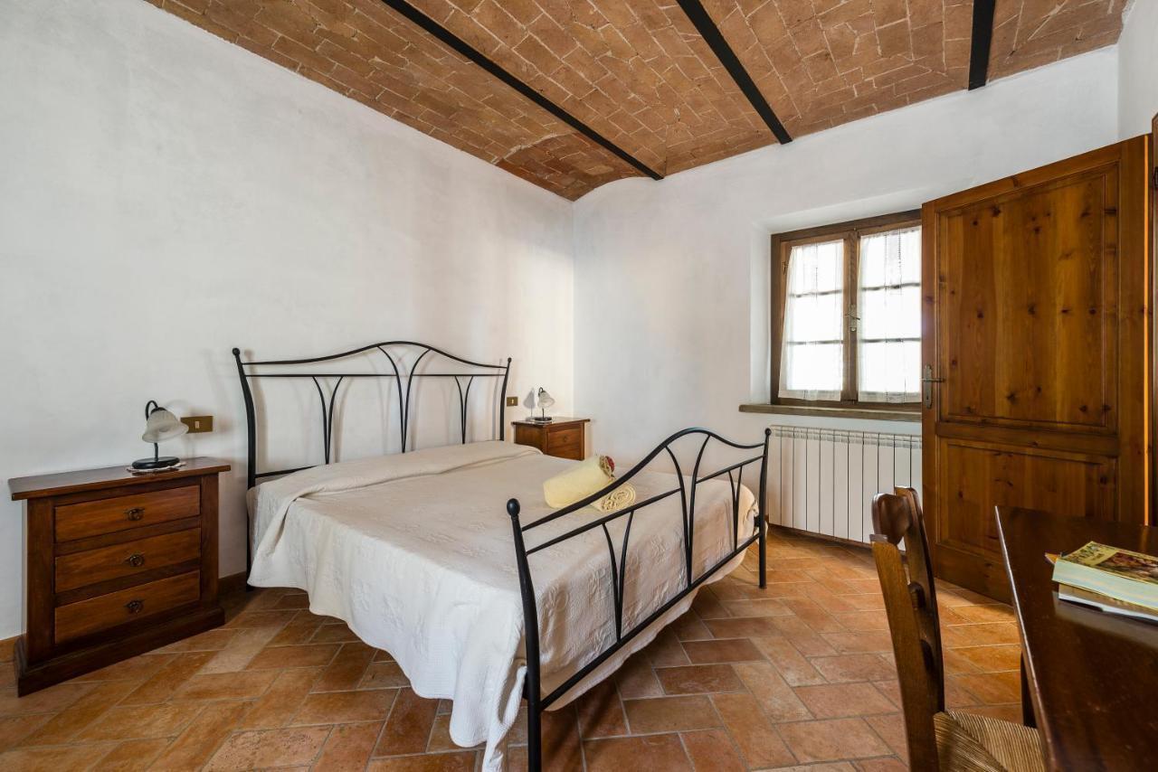 Agriturismo La Ghiraia Санта Луче Екстериор снимка