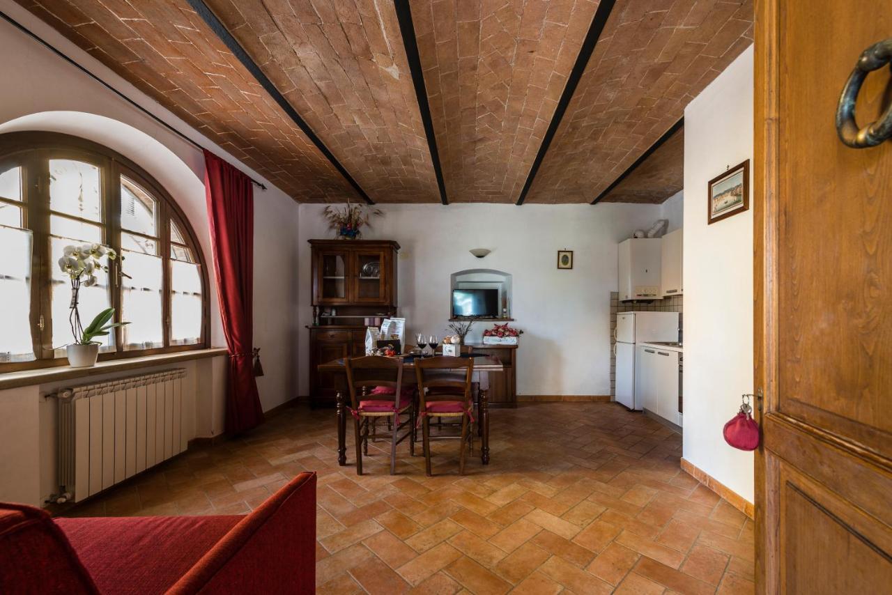 Agriturismo La Ghiraia Санта Луче Екстериор снимка