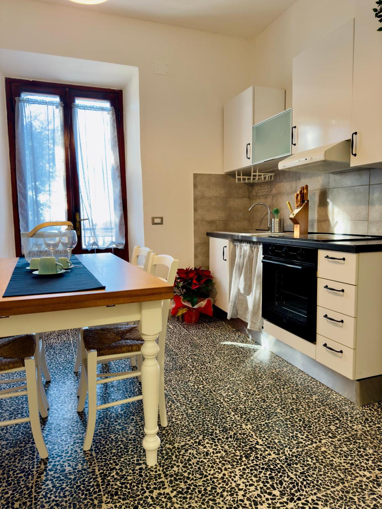 Agriturismo La Ghiraia Санта Луче Екстериор снимка
