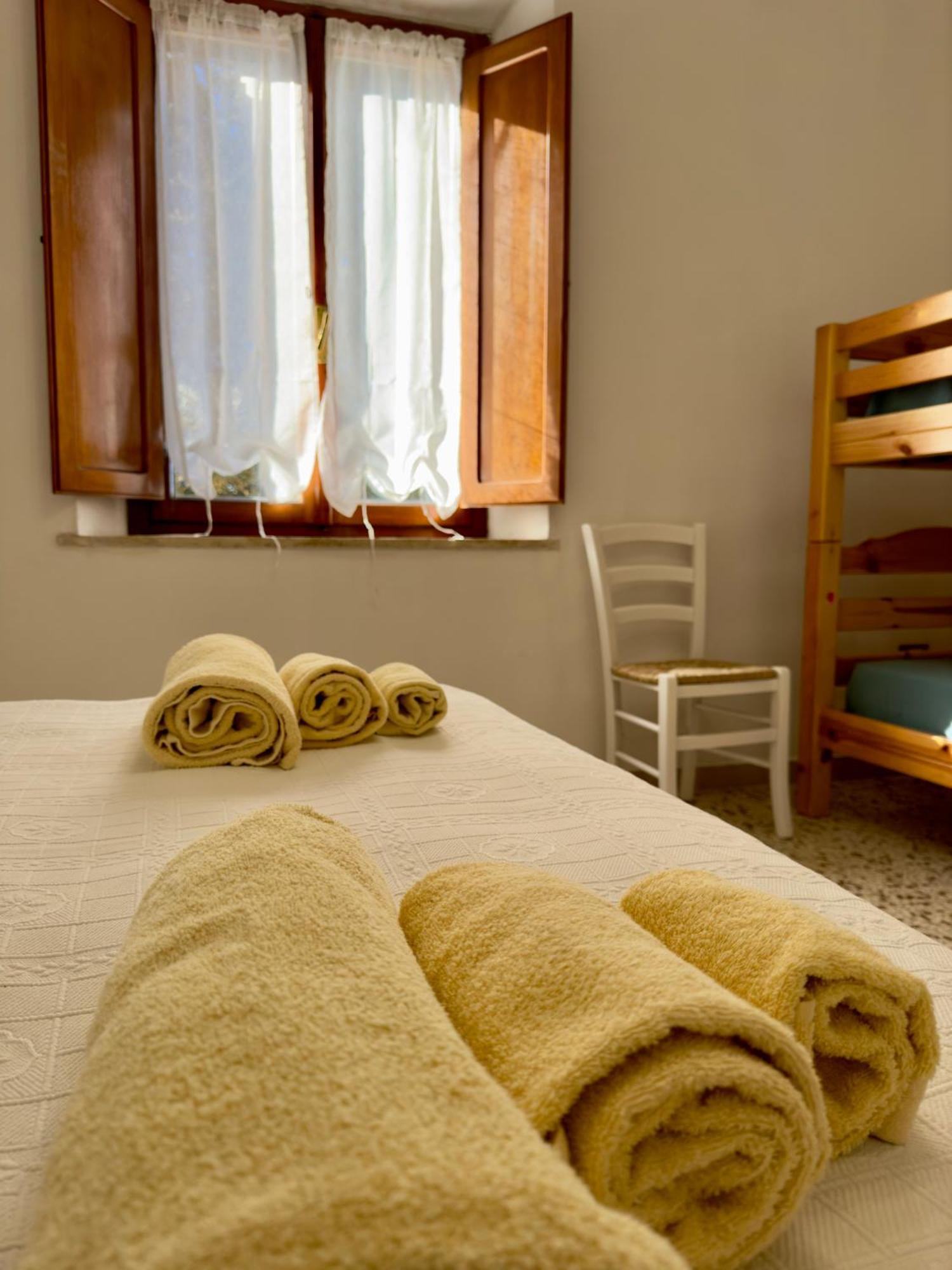 Agriturismo La Ghiraia Санта Луче Екстериор снимка